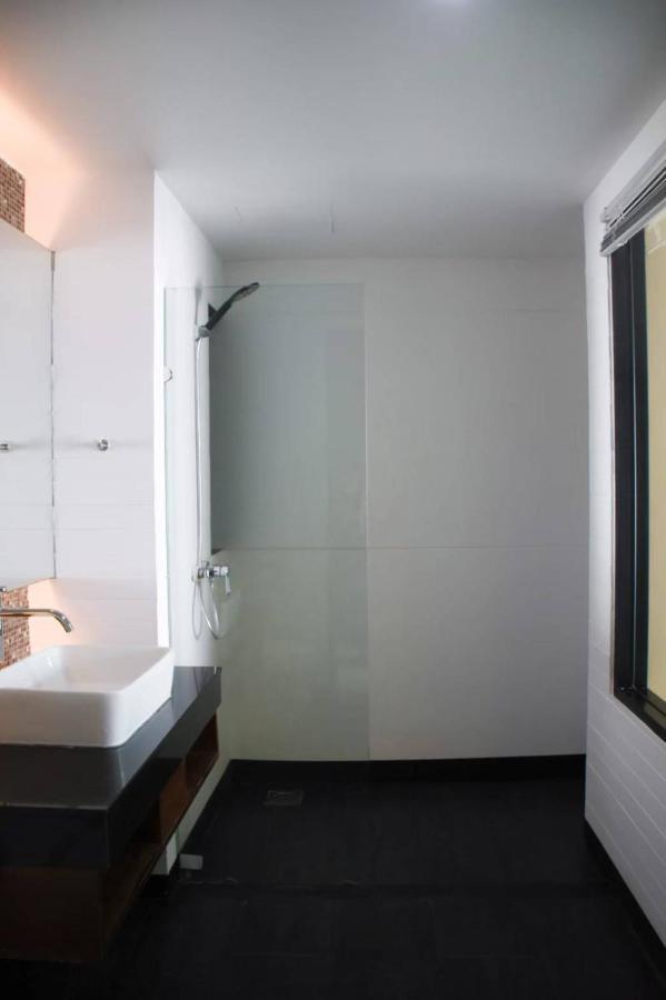 Coco Boutique Hotel Patong Экстерьер фото
